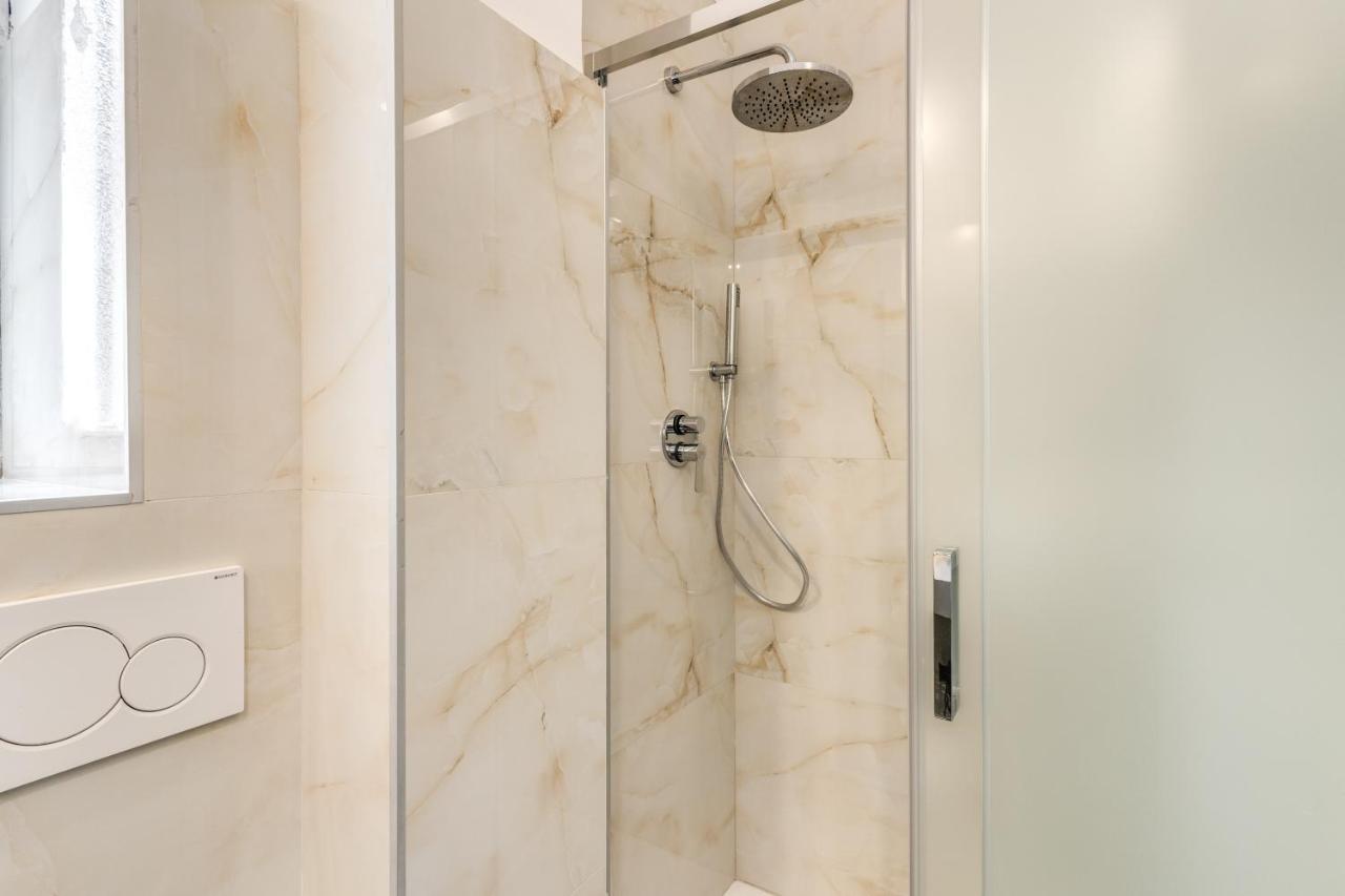 Nala Luxury Apartment With Terrace Rzym Zewnętrze zdjęcie